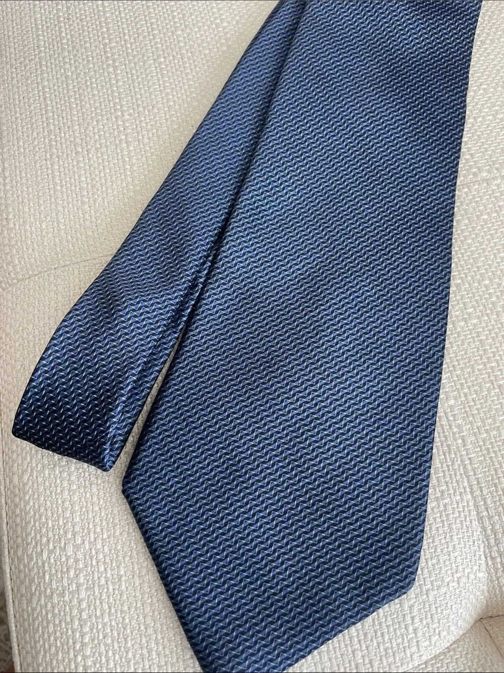 Van Heusen men’s tie 💯 imported silk